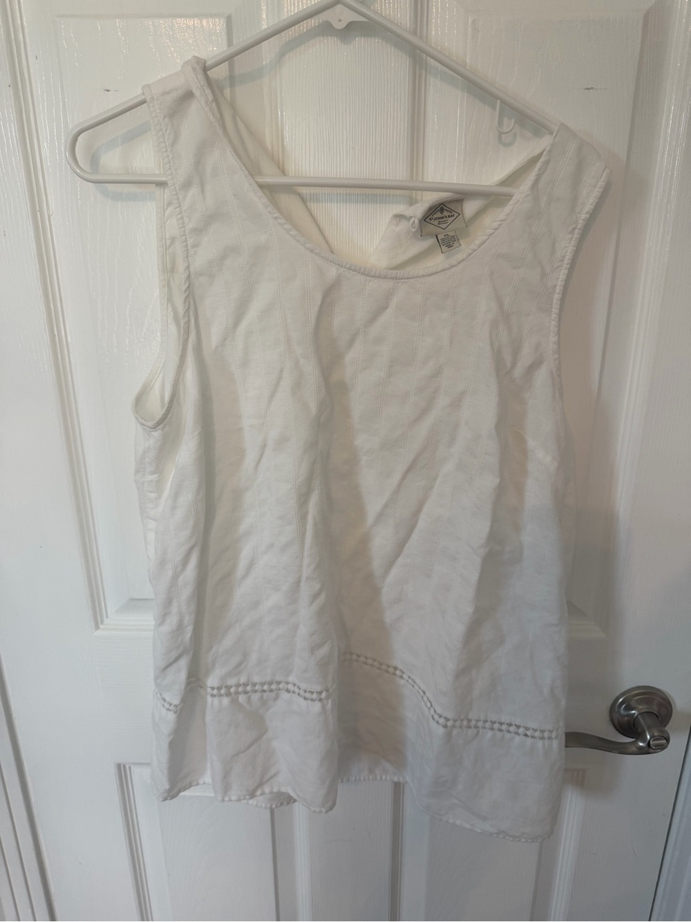 St. John's Bay White Sleeveless Linen-Blend Tank with Eyelet Detail